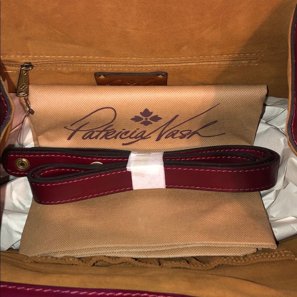 NWT-Patricia Nash-Milania Convertible Satchel-Oxblood-Vintage Distressed-$249 - Picture 8 of 16